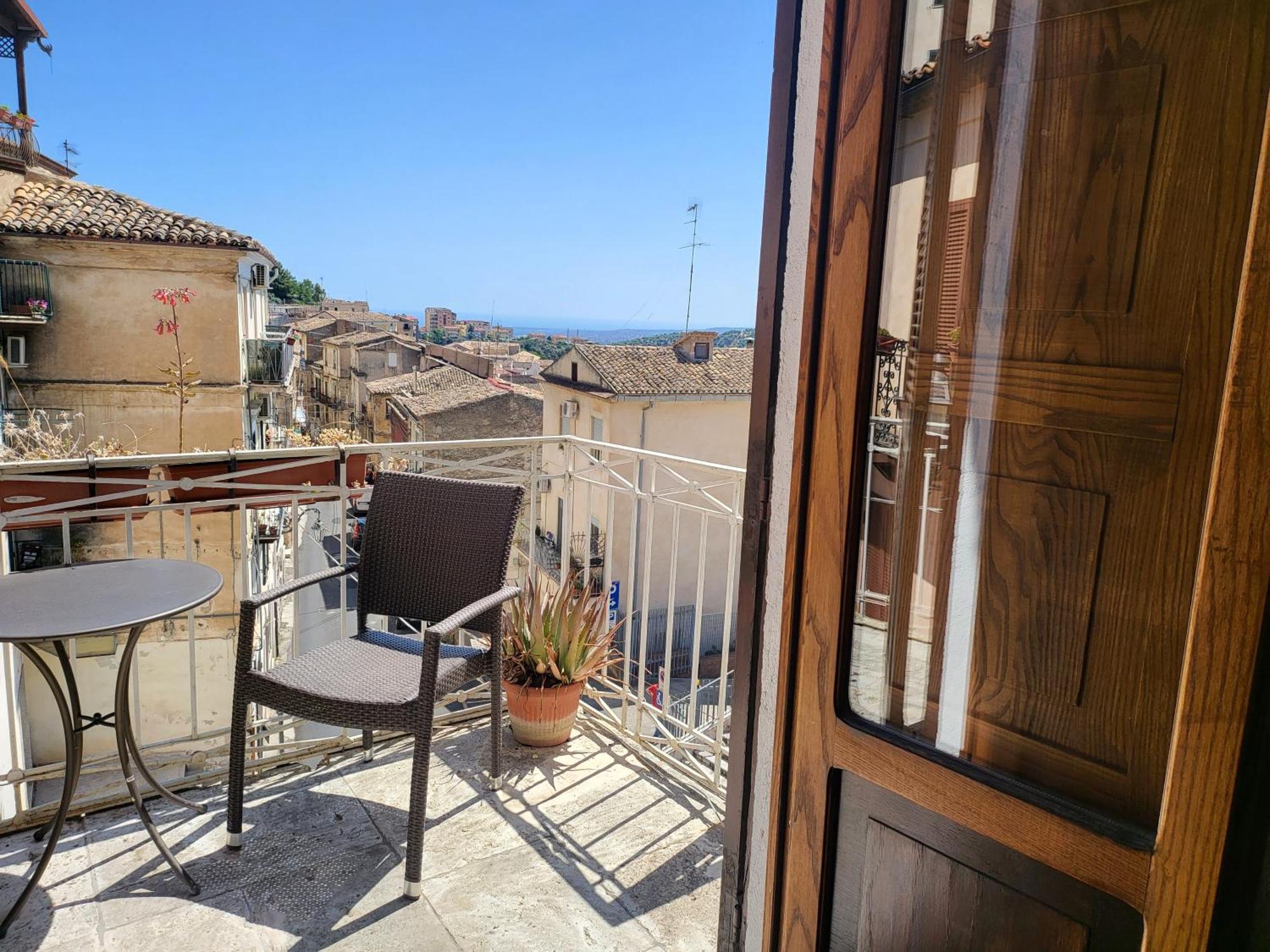 B&B Vallone Del Grano รอสซาโน ภายนอก รูปภาพ