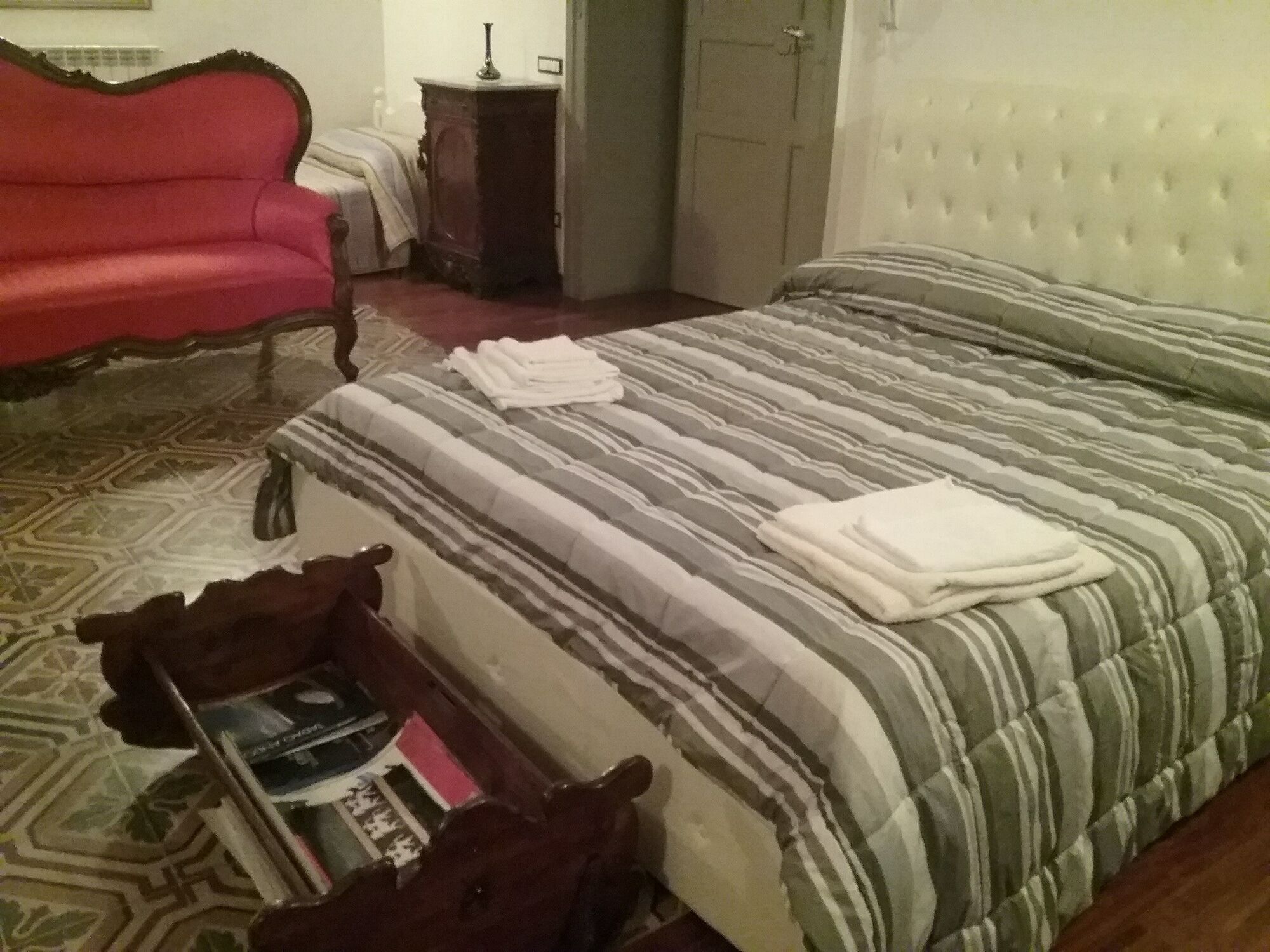 B&B Vallone Del Grano รอสซาโน ภายนอก รูปภาพ