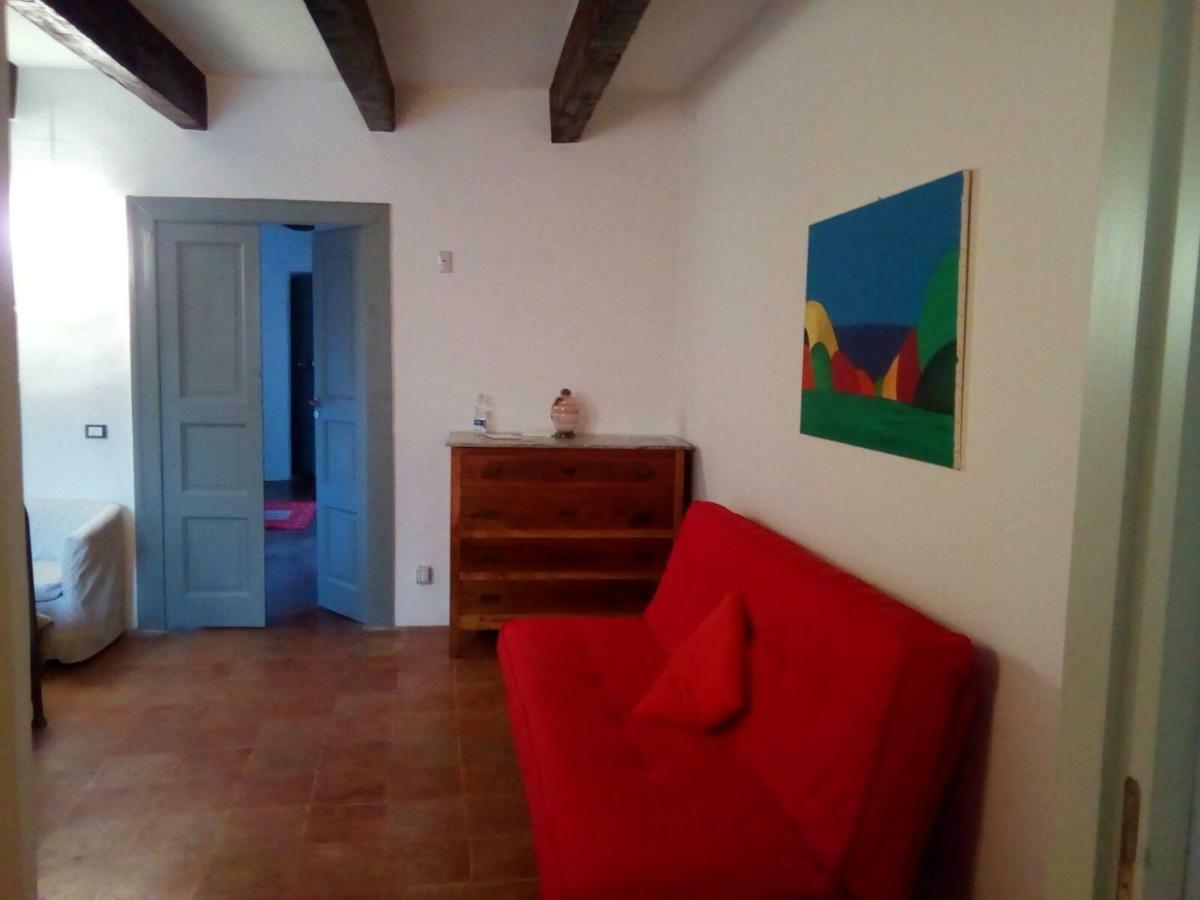 B&B Vallone Del Grano รอสซาโน ภายนอก รูปภาพ
