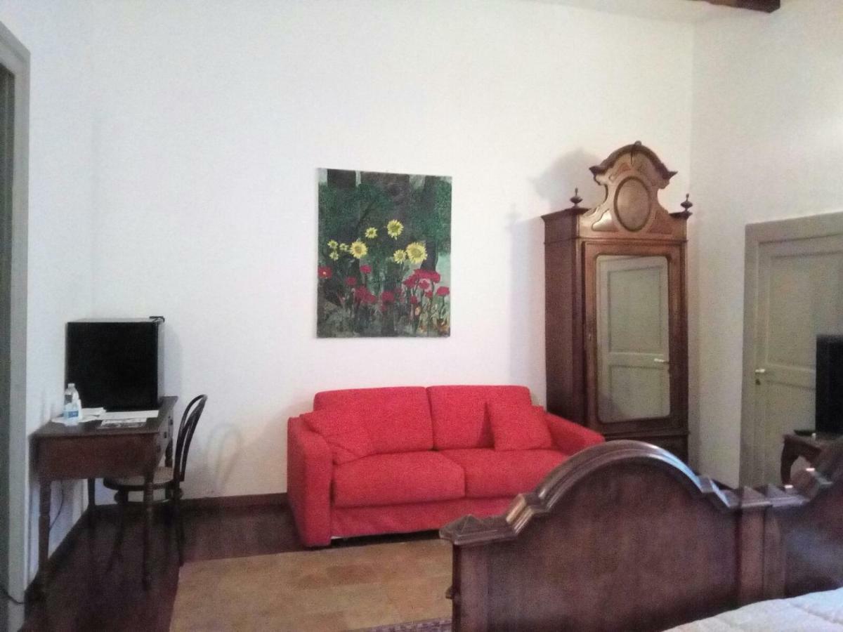 B&B Vallone Del Grano รอสซาโน ภายนอก รูปภาพ