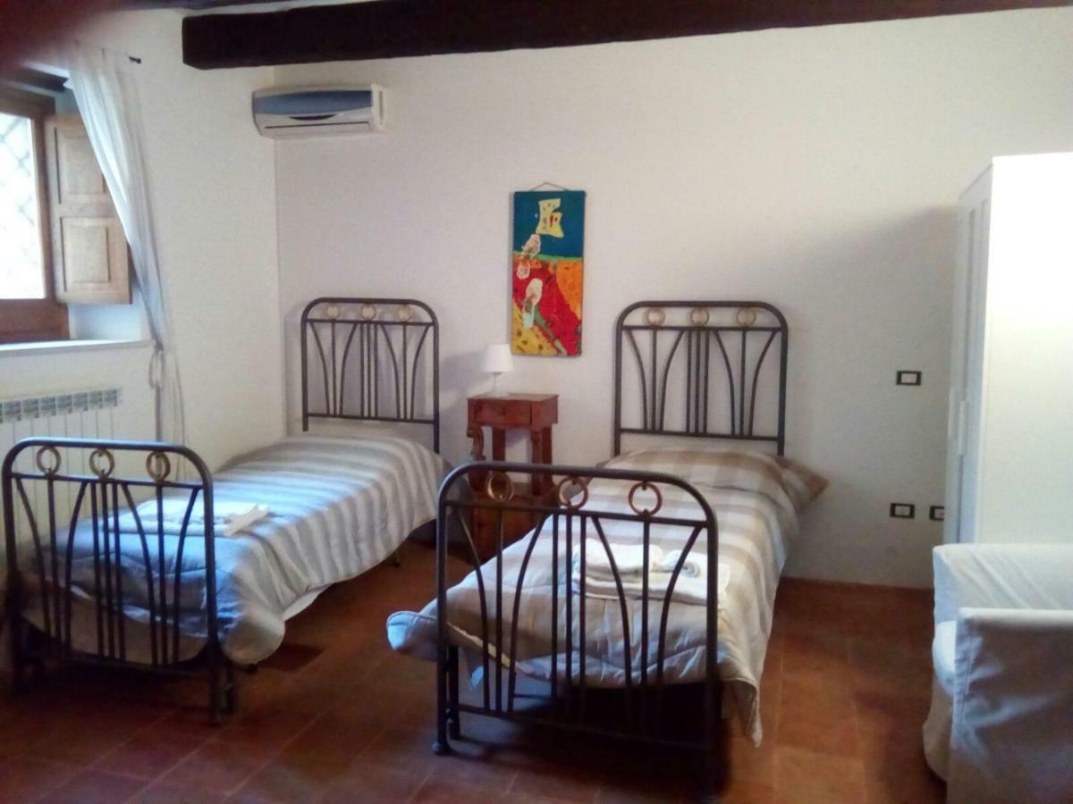 B&B Vallone Del Grano รอสซาโน ภายนอก รูปภาพ